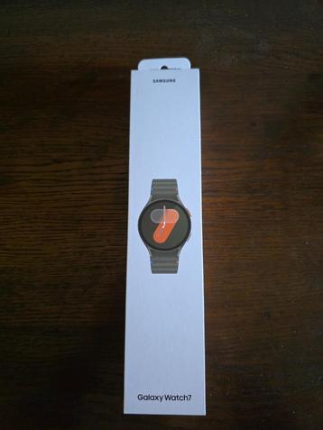 Samsung Watch 7 40 mm  beschikbaar voor biedingen