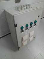zekeringkast metaal  te Ekeren, Doe-het-zelf en Bouw, Elektriciteit en Kabels, Ophalen, Zo goed als nieuw