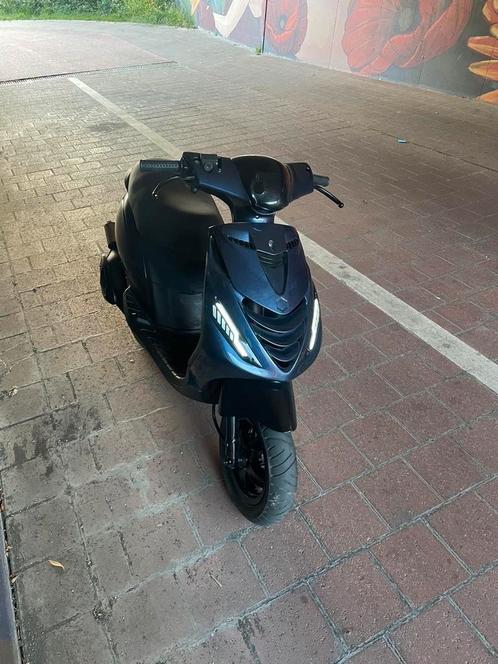 Piaggo zip B klasse 2 takt, Fietsen en Brommers, Scooters | Piaggio, Gebruikt, Zip, Klasse B (45 km/u), Benzine, Ophalen