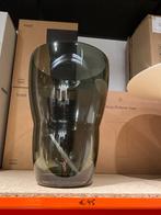 Vipp 248 vase smokey green, Maison & Meubles, Accessoires pour la Maison | Vases, Neuf, Moins de 50 cm, Verre, Vert