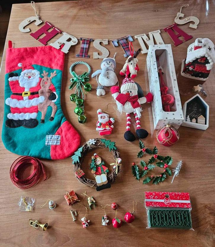 Gros lot pour Noël décoration boules pour sapin, Diversen, Kerst, Gebruikt, Ophalen of Verzenden