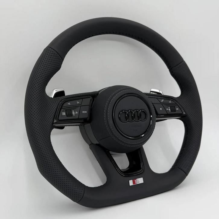 Volant plat en cuir Audi S RS aplati S line, Autos : Pièces & Accessoires, Commande, Audi, Neuf, Enlèvement ou Envoi