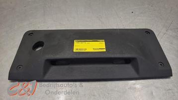 Laadbak bekleding van een Citroen Jumpy beschikbaar voor biedingen