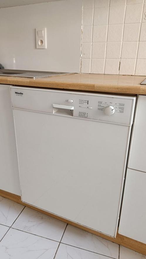 Miele vaatwasser om weg te geven, Elektronische apparatuur, Vaatwasmachines, Gebruikt, Vrijstaand, 45 tot 60 cm, Ophalen