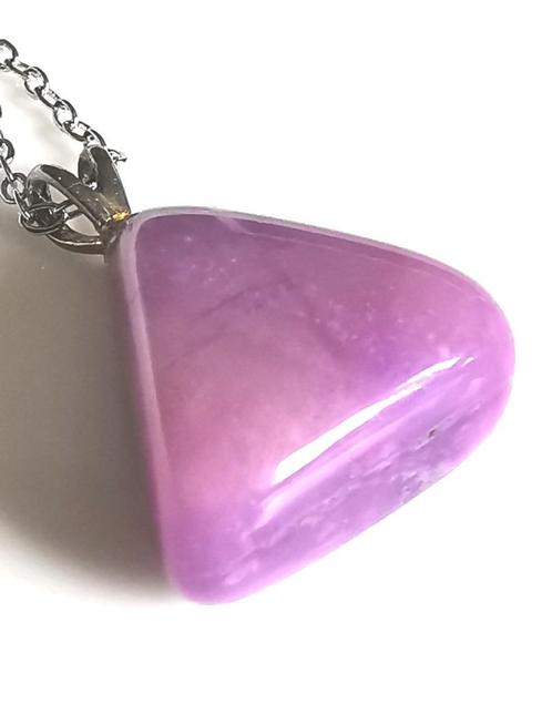 Pendentif Sugilite naturelle qualité AA avec oeillet S925, Bijoux, Sacs & Beauté, Pendentifs, Neuf, Argent, Violet, Avec pierre précieuse