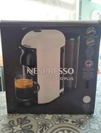 Machine à café Nespresso Vertuo Plus, Elektronische apparatuur, Koffiezetapparaten, Ophalen of Verzenden, Nieuw, Koffiepads en cups