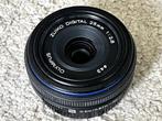 Zuiko Digital 25mm 2,8 pancake photo lens for Olympus 4/3, Audio, Tv en Foto, Fotocamera's Digitaal, Compact, Ophalen of Verzenden