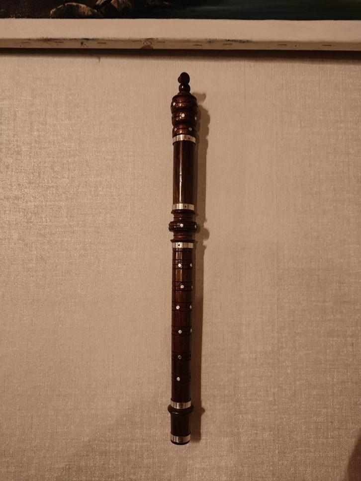 Een bansuri, Antiek en Kunst, Antiek | Gereedschap en Instrumenten, Ophalen of Verzenden