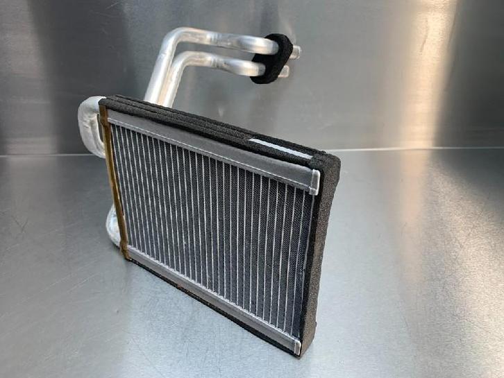 KACHELRADIATEUR Hyundai iX35 (LM) (01-2009/12-2015), Auto-onderdelen, Airco en Verwarming, Hyundai, Gebruikt