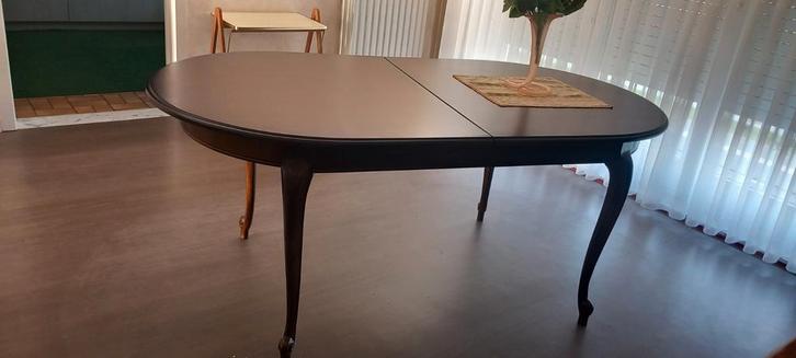 Houten ovalen tafel met krasvrij tafelblad 1m80-2m30 op 1mbr, Huis en Inrichting, Tafels | Eettafels, Gebruikt, Ophalen
