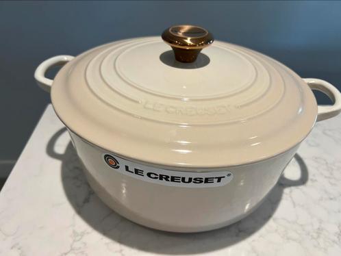 NIEUWE Le Creuset braadpan Meringue 28 cm in doos, Huis en Inrichting, Keuken | Potten en Pannen, Nieuw, Koekenpan of Braadpan