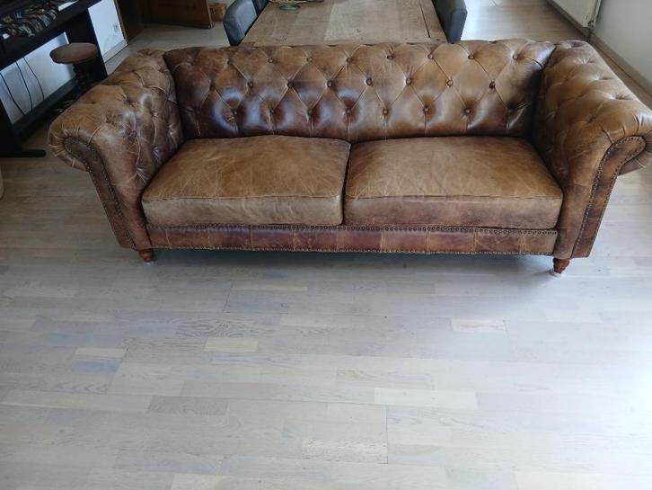 Prachtige Chesterfield-bank, Huis en Inrichting, Zetels | Zetels, Zo goed als nieuw, Rechte bank, Driepersoons, 200 tot 250 cm