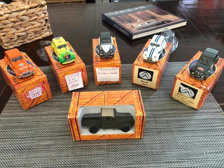 collection lot voitures citroen 2cv norev, Hobby en Vrije tijd, Modelauto's | 1:43, Zo goed als nieuw, Auto, Norev, Ophalen
