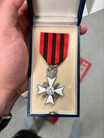 Médaille de la Croix-Rouge civile de Belgique de 2e classe, Timbres & Monnaies, Pièces & Médailles, Argent, Enlèvement ou Envoi