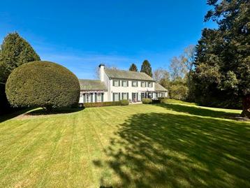 Maison à vendre à Waterloo, 5 chambres beschikbaar voor biedingen