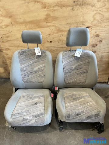 MAZDA DEMIO stoel link rechts 1996-2003 beschikbaar voor biedingen