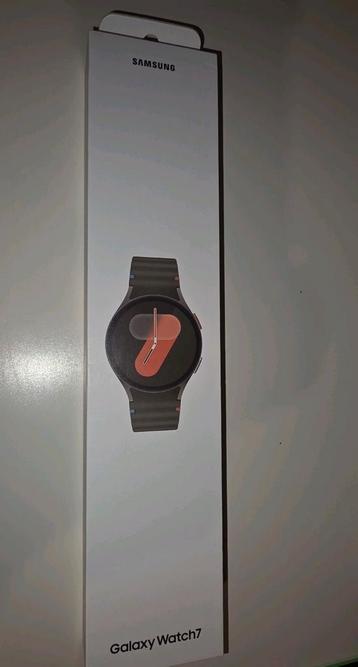 Samsung Galaxy Watch7 beschikbaar voor biedingen