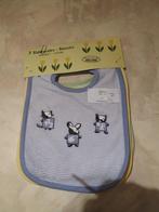 splinternieuw set van 3 slabbetjes voor de baby, Enlèvement ou Envoi, Neuf
