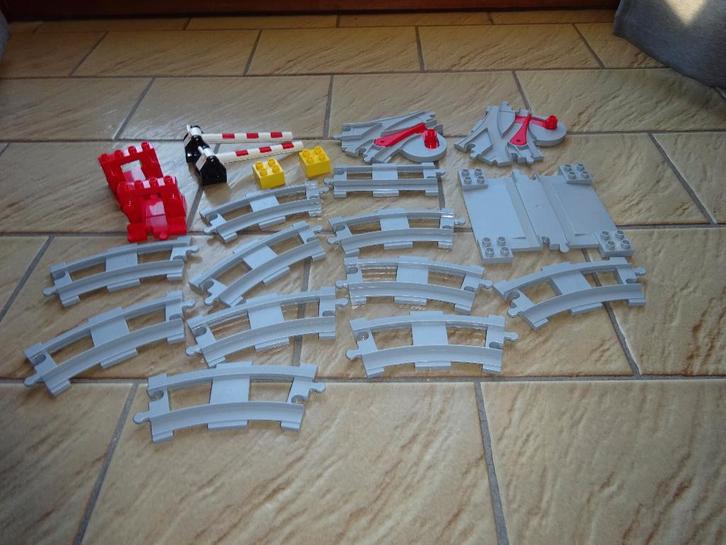 Duplo spores, Enfants & Bébés, Jouets | Duplo & Lego, Comme neuf, Duplo, Ensemble complet, Enlèvement ou Envoi