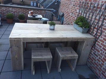 Steigerhout eettafels gratis levering  beschikbaar voor biedingen