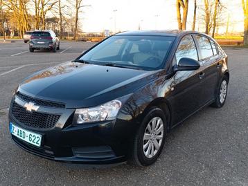 Chevrolet Cruze/2013 /benzine euro 5/ trekhaak/Airco  beschikbaar voor biedingen