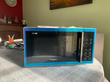 Four micro-ondes Whirlpool MWP253