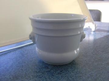 Bloempot ROYAL TETTAU - Ø 13,5 cm , hoogte 11 cm - wit  beschikbaar voor biedingen