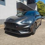 Ford Focus ST-line 1.5 ecoboost automaat, Stof, USB, 4 cilinders, 1445 kg