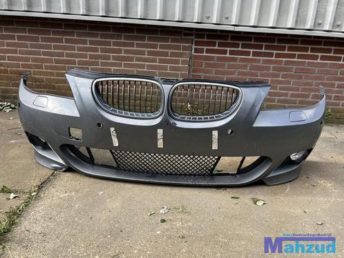 BMW E60 5 SERIE Grijs voorbumper M sport bumper 2001-2010, Auto-onderdelen, Carrosserie, Bumper, BMW, Voor, Gebruikt, Ophalen of Verzenden