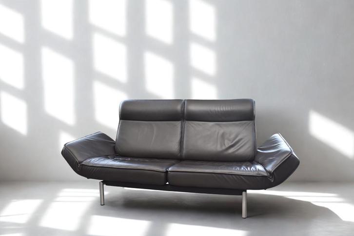 Prachtige nieuwstaat De Sede DS 450 Twist design zetel, Huis en Inrichting, Zetels | Zetels, Zo goed als nieuw, Rechte bank, Driepersoons