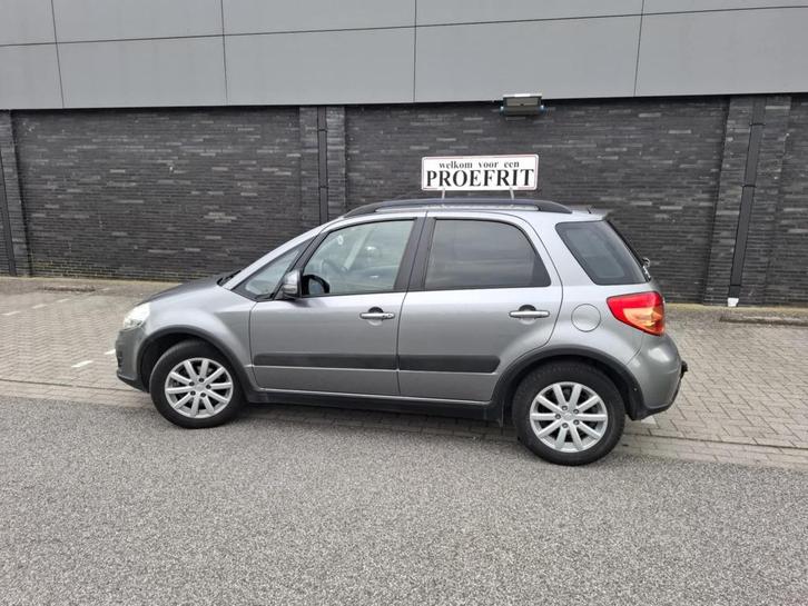 Suzuki sx4 type evasion 1.6 benzine GPS 24m garantie, Auto's, Suzuki, Bedrijf, Te koop, SX4, ABS, Airconditioning, Alarm, Boordcomputer