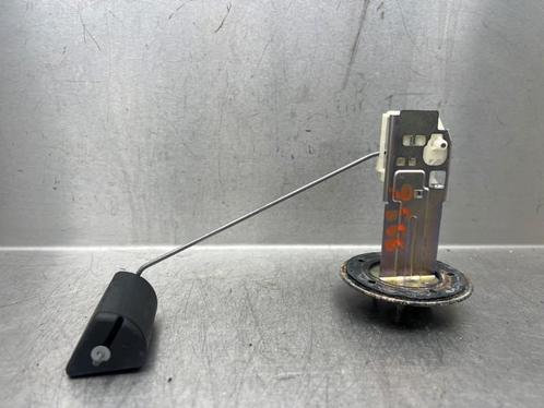 TANKVLOTTER Lexus IS (E2) (01-1998/03-2013), Auto-onderdelen, Overige Auto-onderdelen, Lexus, Gebruikt