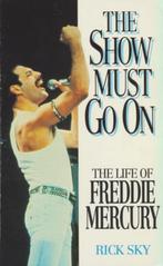 (m1b) The show must go on, the life of Freddie Mercury, 1992, Boeken, Verzenden, Gelezen