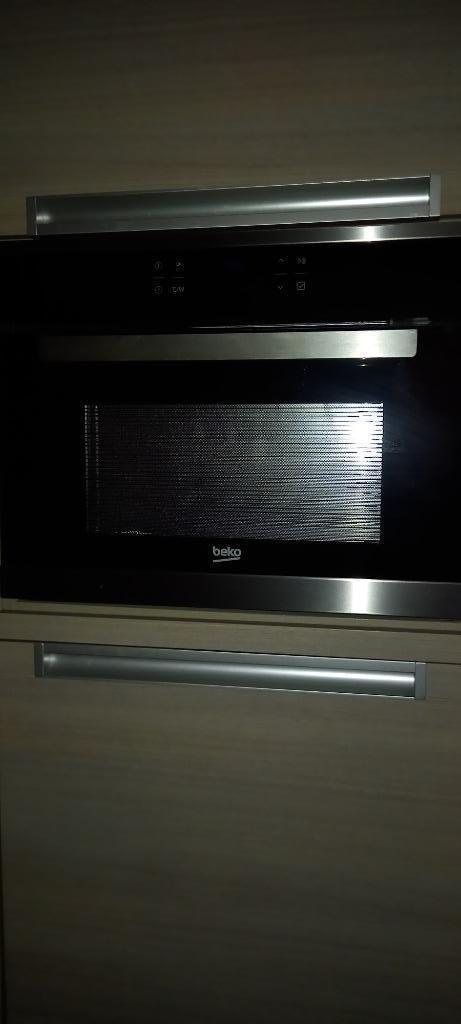 inbouw microgolfoven BEKO BCW15500XG, Elektronische apparatuur, Microgolfovens, Gebruikt, Inbouw, Microgolfoven, 45 tot 60 cm