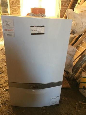 Vaillant eco TEC plus, Doe-het-zelf en Bouw, Ophalen, Gebruikt, Aardgas, 100 liter of meer