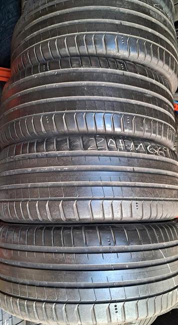 235 40 19 2354019 235/40r19 zomer 6mm Profil  beschikbaar voor biedingen
