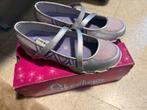 Meisjesschoenen, nieuw en nooit gedragen. Maat 37, Neuf, Enlèvement ou Envoi, Chaussures, Fille