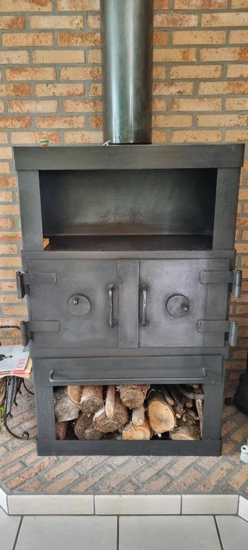 Houtkachel beschikbaar voor biedingen