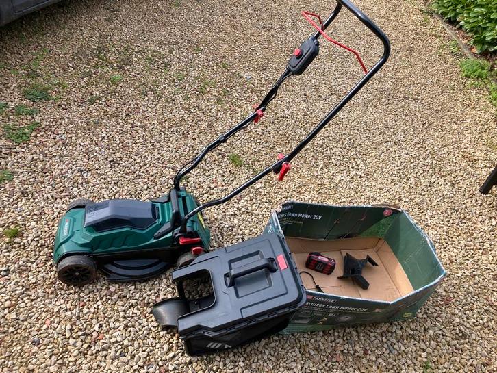 PARKSIDE ACCU BATTERY 20 v grasmaaier top !, Tuin en Terras, Grasmaaiers, Zo goed als nieuw, Accu-grasmaaier, 30 t/m 39 cm, Cirkelmaaier
