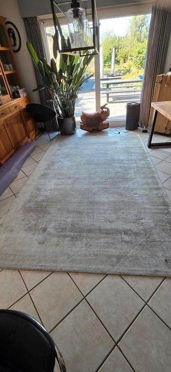tapijt 2mx3m beschikbaar voor biedingen