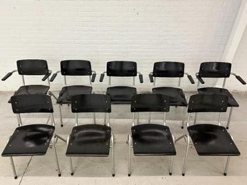 Vintage design Obo stoelen beschikbaar voor biedingen