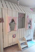 Kinderbed huisje / Pipowagen, Kinderen en Baby's, Kinderkamer | Bedden, Ophalen, Zo goed als nieuw, Matras