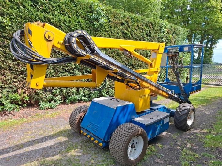 Hoogtewerker NIFTY 12meter, Zakelijke goederen, Machines en Bouw | Liften, Steigers en Ladders, Ophalen