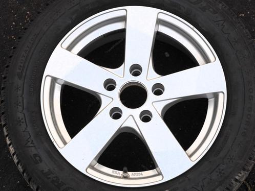 Set winterbanden voor BMW op alu velgen met bandenspanning, Auto-onderdelen, Banden en Velgen, Banden en Velgen, Winterbanden