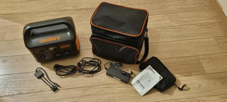Powerstaion Jackery 1000, Caravanes & Camping, Accessoires de camping, Comme neuf, Enlèvement