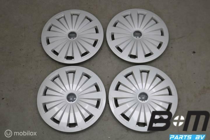 Org 16 inch wieldoppen Audi A4 8W 8W0601147, Auto-onderdelen, Banden en Velgen, Band(en), Gebruikt
