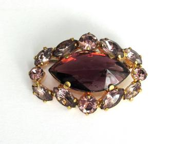 Vintage Tsjechische broche met geslepen kristallen uit de 80 beschikbaar voor biedingen