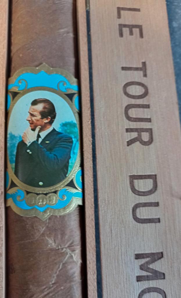 Sigaar Met Band Van Koning Albert ll Le Tour Du Monde !!!, Verzamelen, Koningshuis en Royalty, Zo goed als nieuw, Overige typen