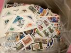 Doos postzegels, Timbres & Monnaies, Timbres | Albums complets & Collections, Enlèvement ou Envoi