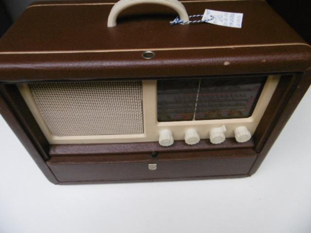 PHILIPS LX527 DE 1950 PORTAT.VALISE DECO , GO-MOY 220v, Antiquités & Art, Antiquités | TV & Hi-Fi, Envoi